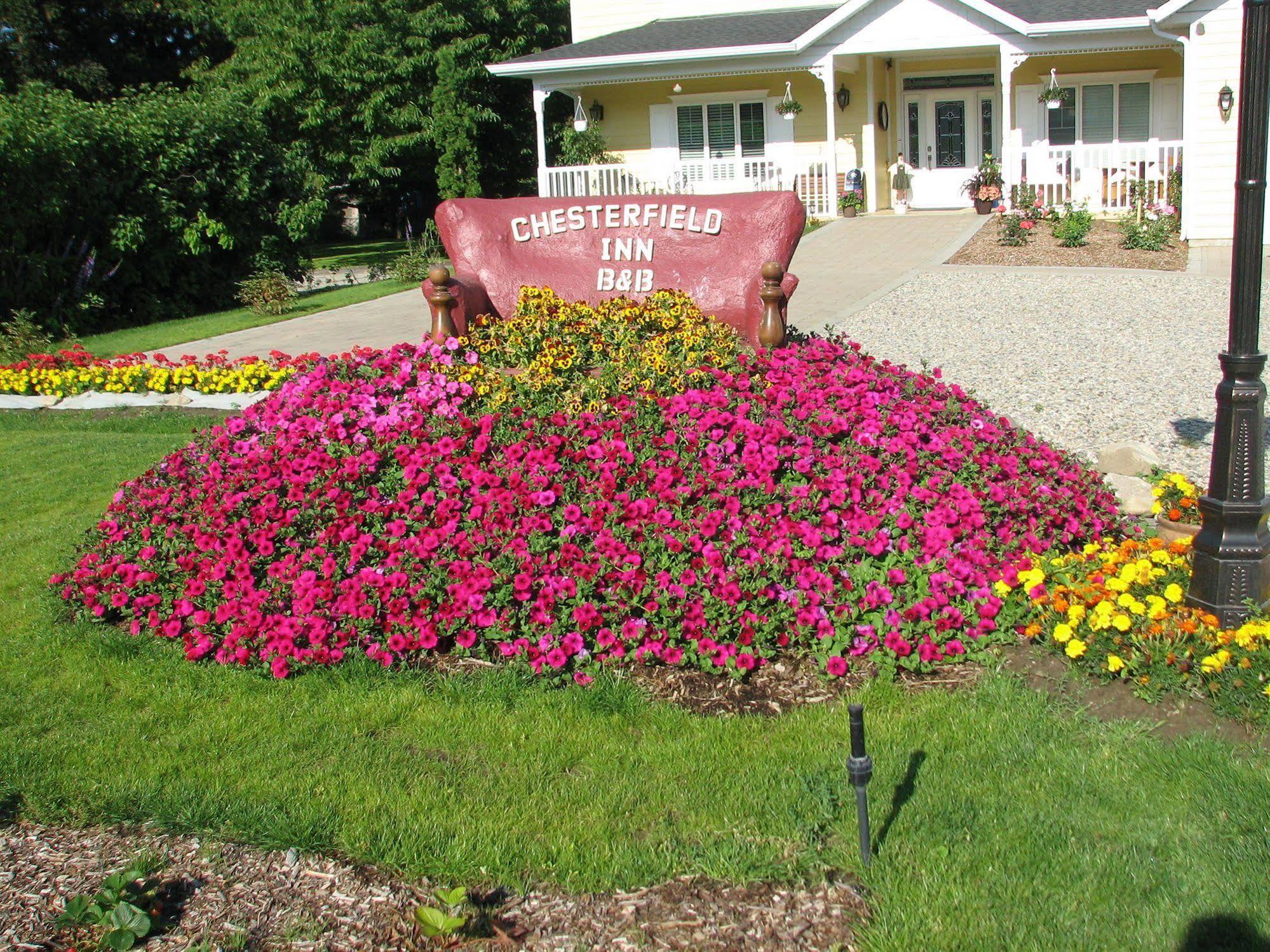 Chesterfield Inn Kelowna Dış mekan fotoğraf